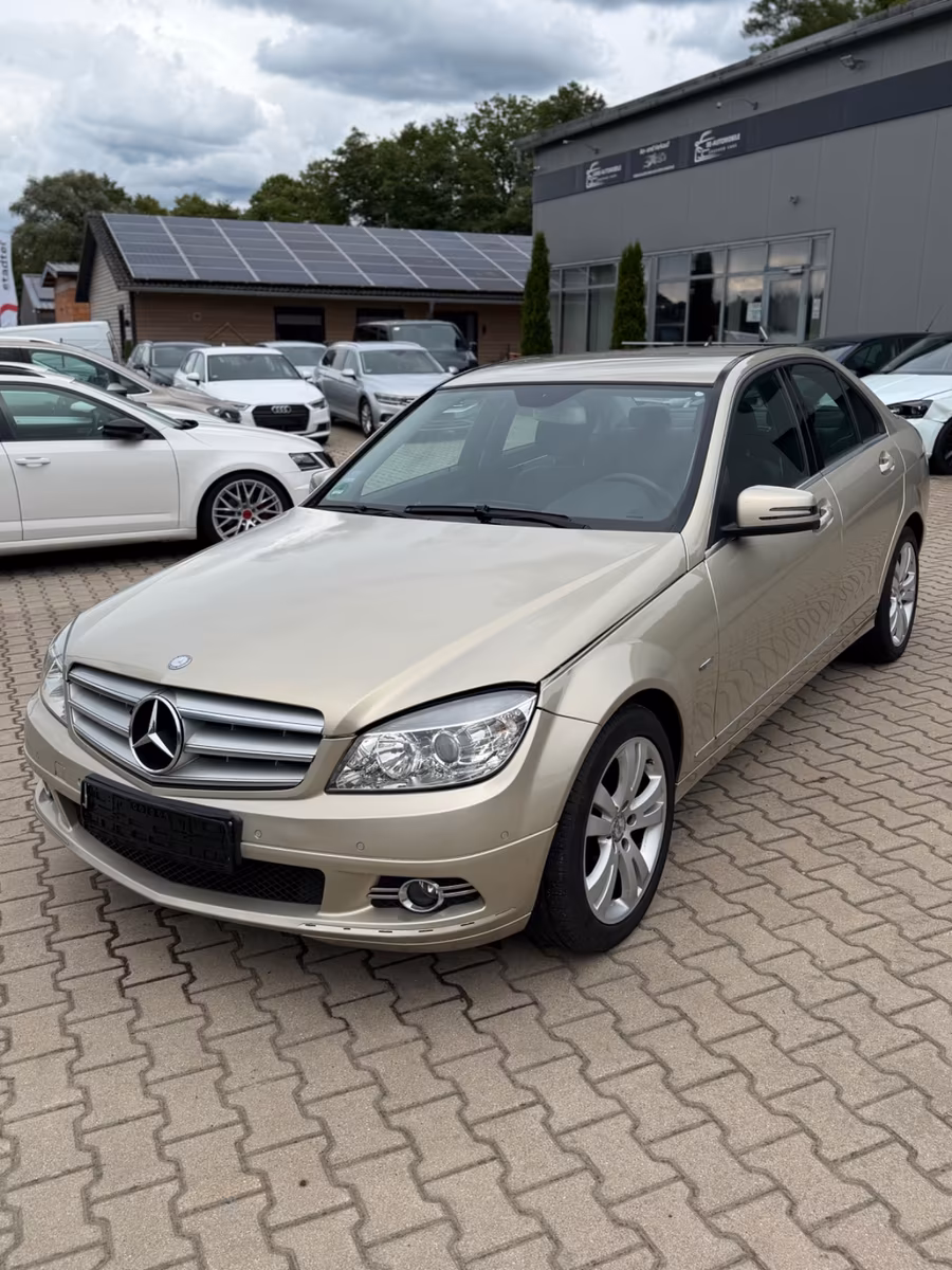Mercedes-Benz C 180 C Limousine C 180 CGI BlueEfficiency