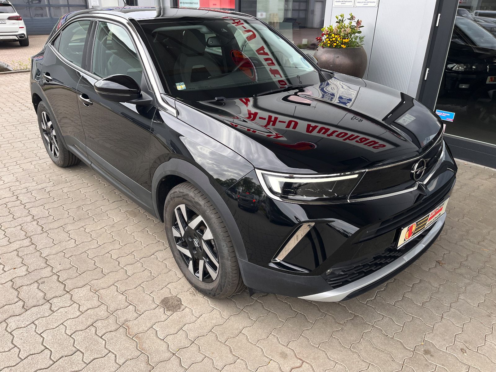 Fahrzeugabbildung Opel Mokka e Elegance
