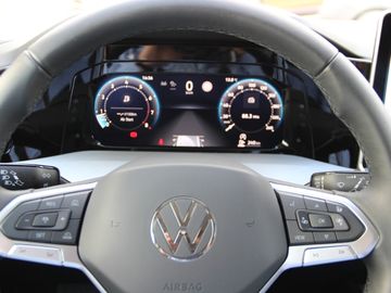 Volkswagen Golf VIII Variant 1.5 TSI AHK Life  LED NAVI