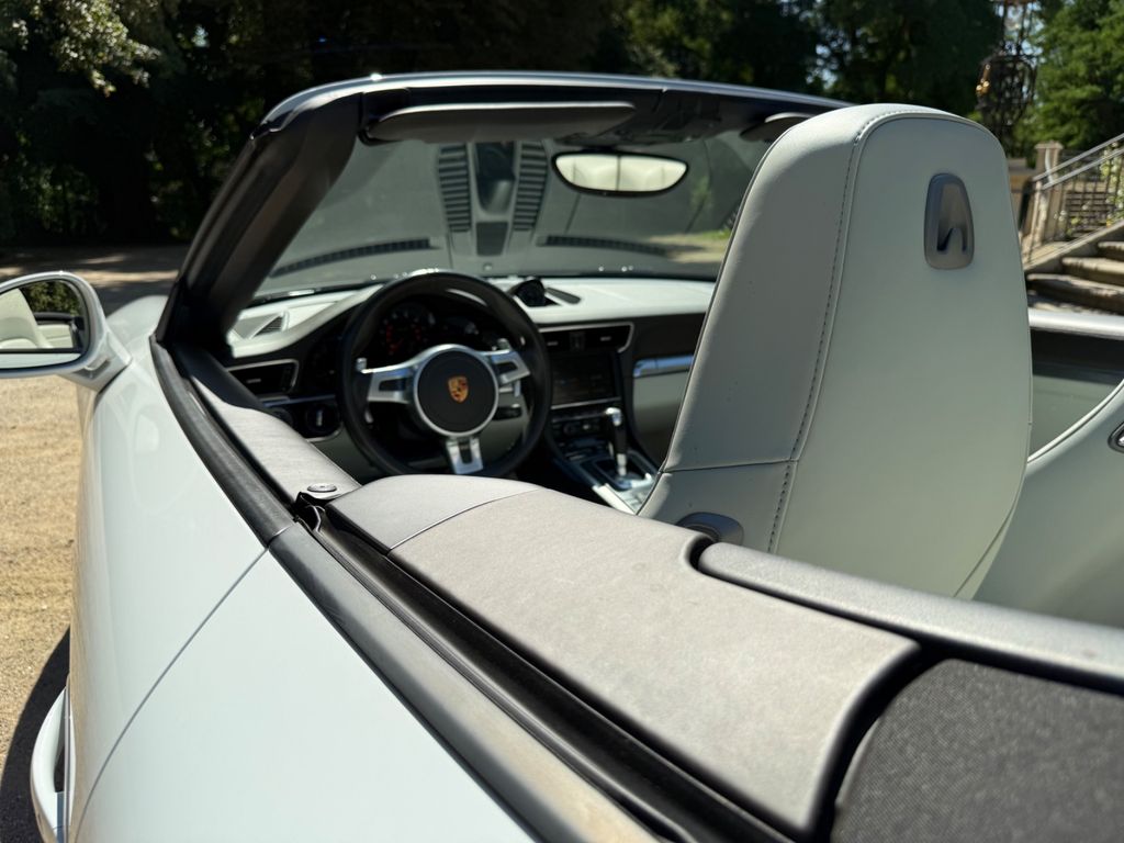 PORSCHE 991 911 Carrera 4 Cabriolet,Approved,Aga PORSCHE 991 911 Carrera 4 Cabriolet,Approved,Aga