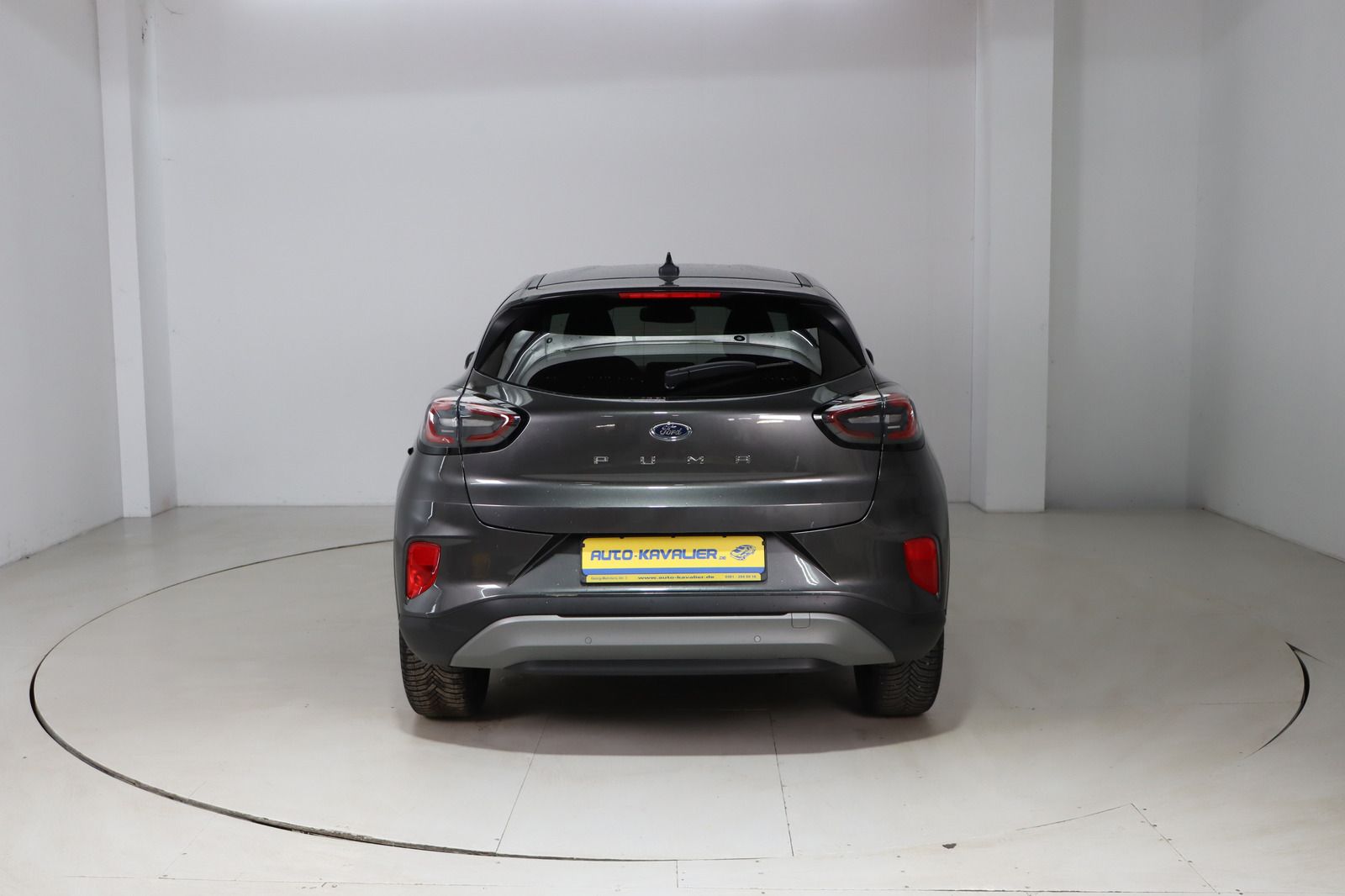Fahrzeugabbildung Ford Puma 1.0 Eco Boost DCT Titanium