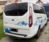 Ford Tourneo Custom (Unikat Folierung, große Wartung) - weiße Ford Tourneo Custom