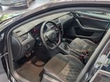 Skoda Octavia Combi 2.0 TDI 4x4 DSG RS Navi 1.Hand - Skoda Octavia: Schwarz, RS
