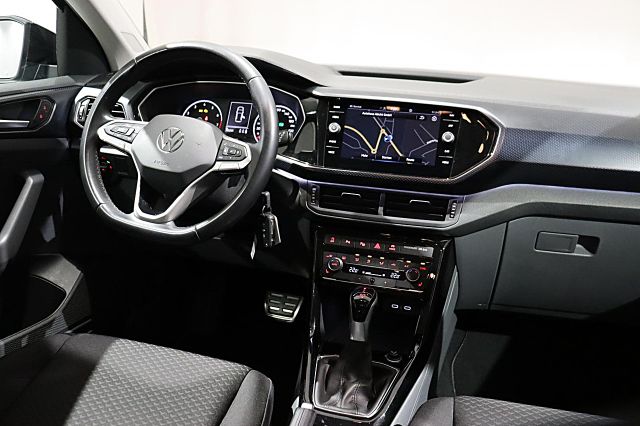 T-CROSS UNITED 1.5 TSI 110kW DSG KAMERA LED PDC 