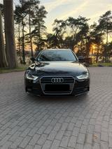 Audi A4 2.0 TDI TÜV NEU/Service NEU/TOP - Audi A4 aus 2012: TDI