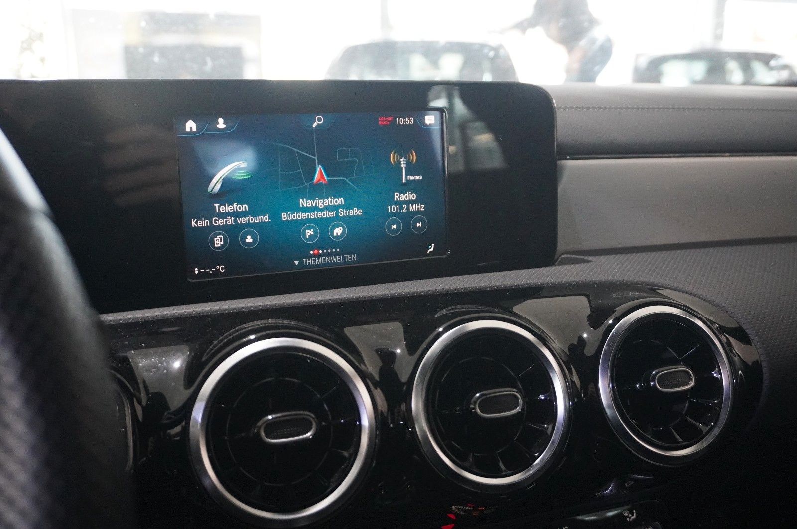 Fahrzeugabbildung Mercedes-Benz CLA SB 200 AMG LINE 7G-DCT NAVI/LED/KAMERA/DAB+