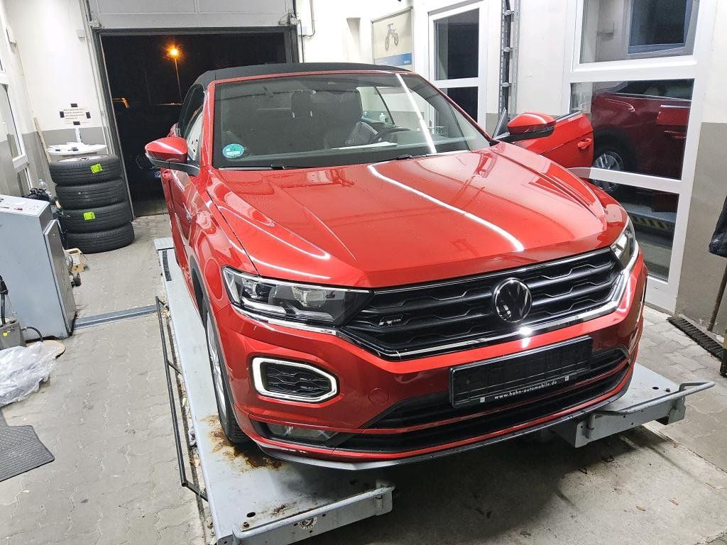 Fahrzeugabbildung Volkswagen T-Roc Cabrio R-Line*AHK*Cam*Navi*LED*Sitzhzg*ACC