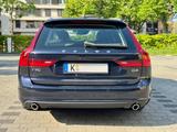 Volvo V90 D4 Momentum Pro Geartronic  - blaue Volvo V90