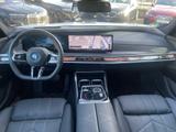 BMW i7 xDrive60 M Sport || Sky Lounge DrivingAssProf - BMW i7 in Duisburg