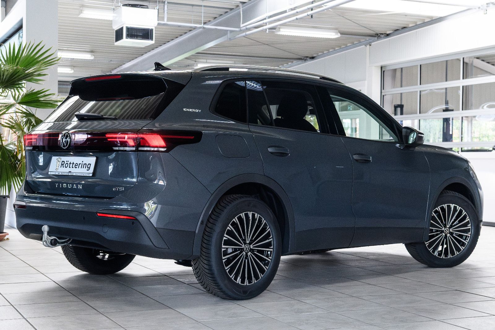 Volkswagen Tiguan - Bild 12