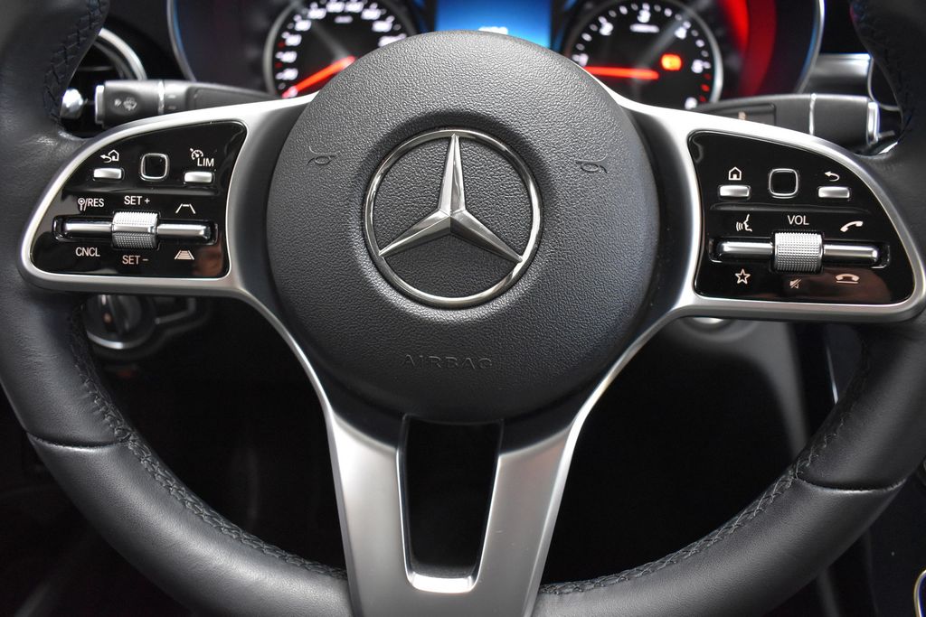 Mercedes-Benz C 300 d 4M 15 T/KM DISTR TOTW SPUR UNFALLFREI