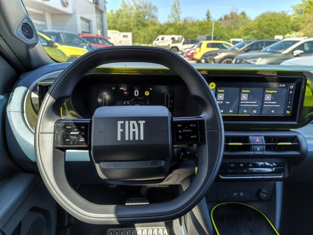 Fahrzeugabbildung Fiat Grande Panda ICON Hybrid 1.2 eDCT