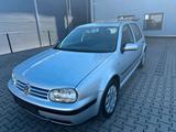 Volkswagen Golf 4 Benzin 1,6 TÜV Neu wenig km 116,000 - Volkswagen Golf aus 2003: 1.6