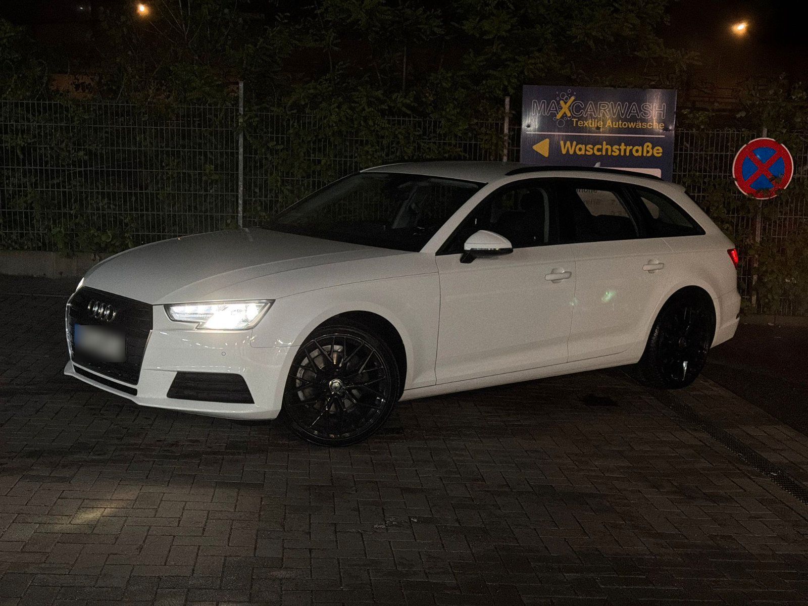 AUDI Audi A4 Avant 35 TDI Automatik  150 PS  ...