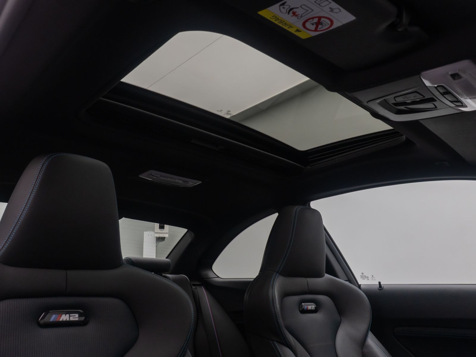 Fahrzeugabbildung BMW M2 Competition Kamera GSD DriveAs H/K Memory 19"