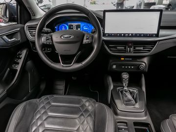 Ford Focus Turnier 1.0 Active Vignale Family-Paket