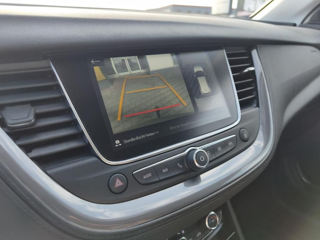 Autohaus Zimpel & Franke -  Opel Grandland X Ultimate 4x4 Plug-In Hybrid Automati - Bild 13