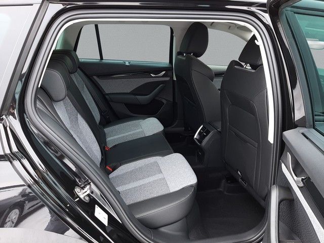 Fahrzeugabbildung Skoda Octavia Combi Tour 2.0TDI DSG AHK Matrix HeadUp