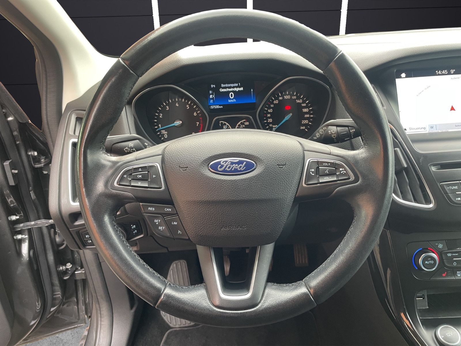 Fahrzeugabbildung Ford Focus Turnier*Sport*Kamera*SitzHZ*LenkradHZ*