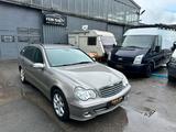 Mercedes-Benz C 180 C T-Modell C 180 Kompressor - gebrauchte Mercedes-Benz C 180 aus dem Jahr 2006