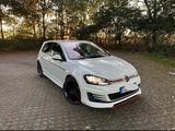 Volkswagen VW Golf 7 GTI Performance | OETTINGER 300 PS | V - Volkswagen Golf: 7 GTI