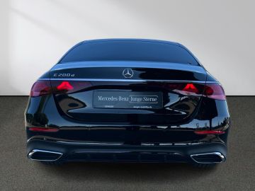 Mercedes E 200 - 6