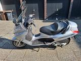 Piaggio X8 250 - PIAGGIO X8