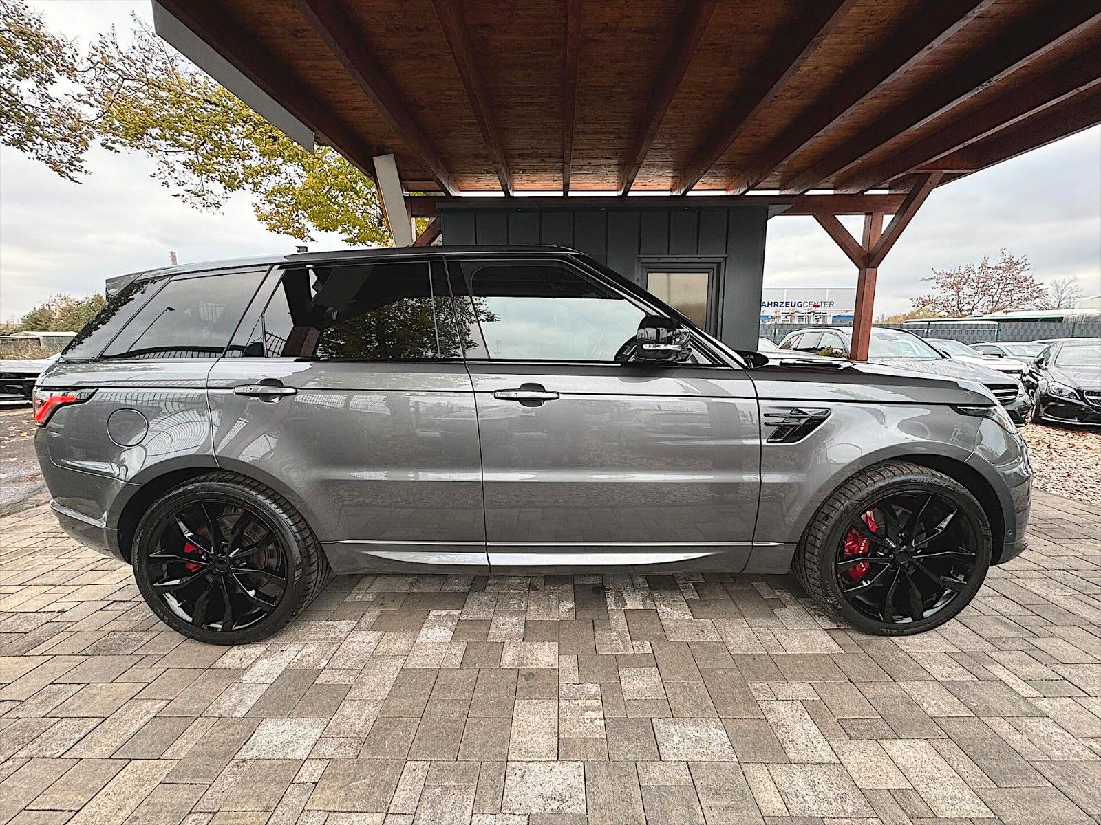 Fahrzeugabbildung Land Rover Range Rover Sport 5.0 V8 Autobiography Dynamic