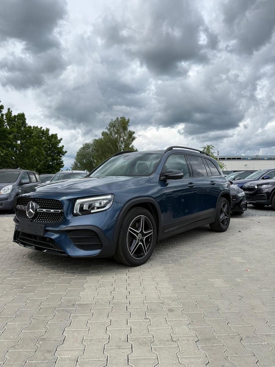 Mercedes-Benz GLB 200 AMG Line