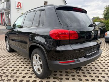 Volkswagen Tiguan - 5