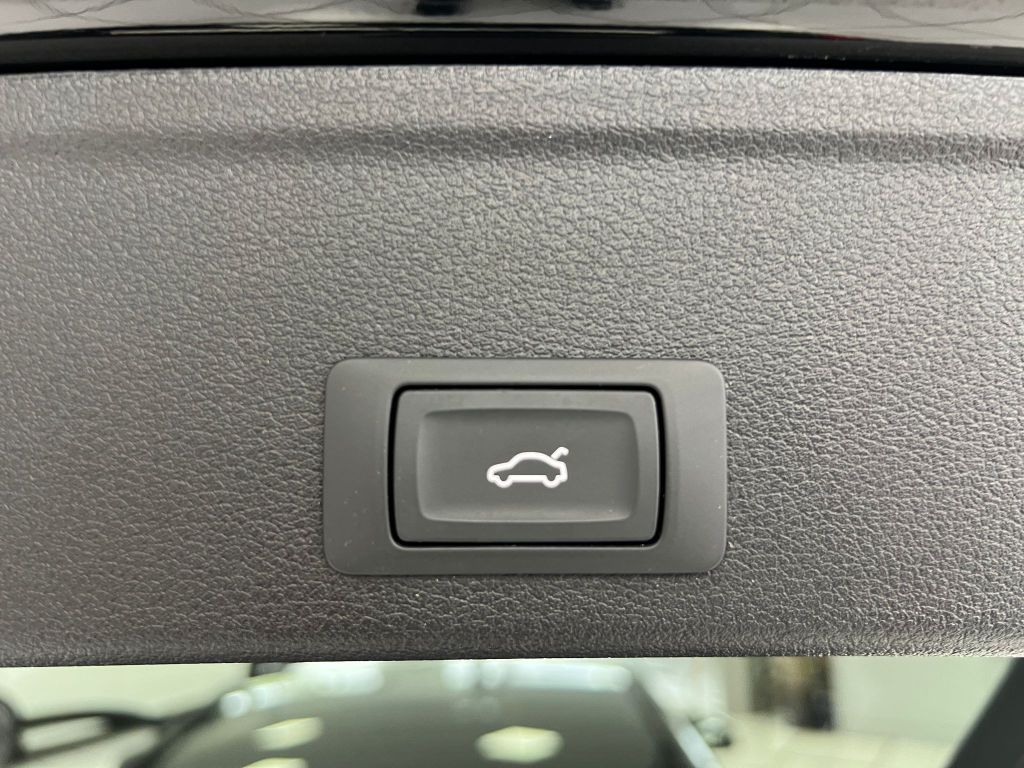 Audi A4 35 TFSI advanced*S-tronic*MATRIX*ACC*MMI*