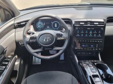 Fahrzeugabbildung Hyundai TUCSON 1.6 T-GDi 180PS DCT 48V 4WD N-LINE ASSI+
