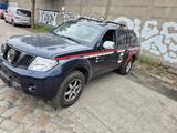 Nissan Navara Pickup Double Cab LE V6 4X4 - Nissan Navara Gebrauchtwagen in Berlin