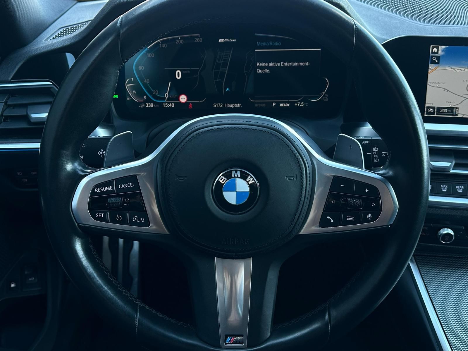 BMW 330e Touring M SPORT PAKET LED#KEYLE#SPUR#NAVI - Image 11