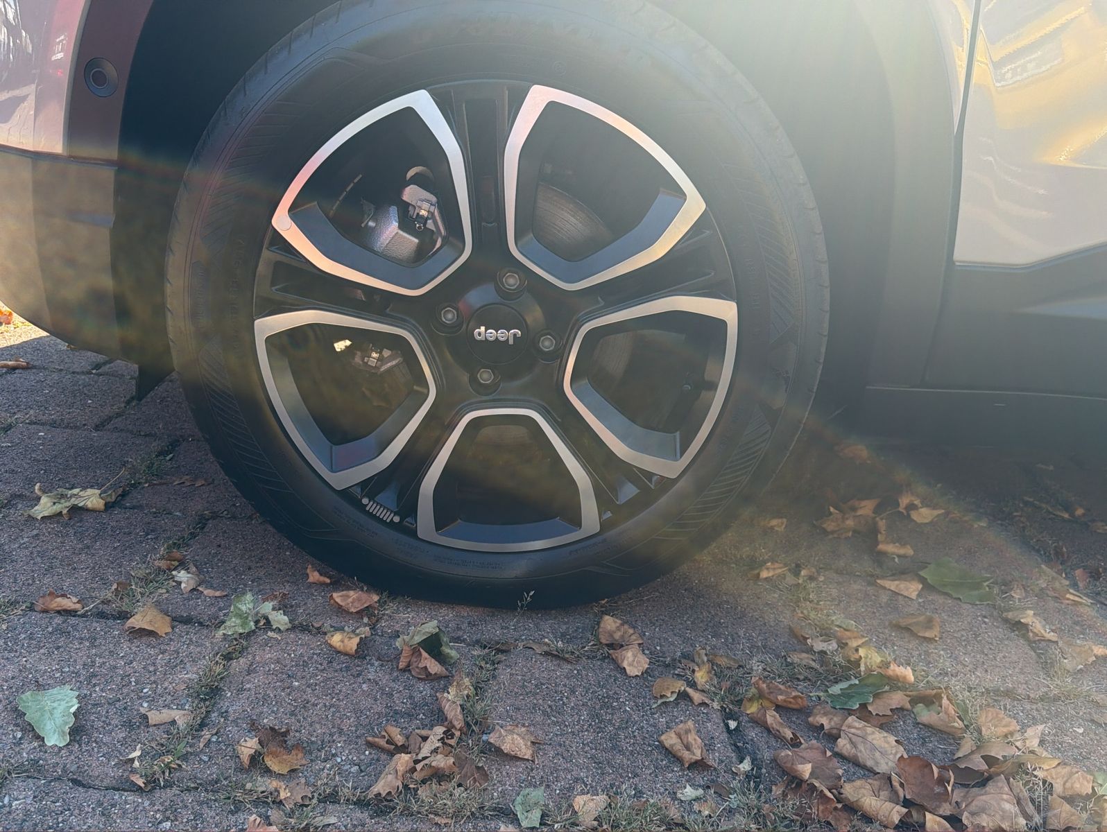 Fahrzeugabbildung Jeep Avenger Altitude Electric/ Automatik/ 54kw