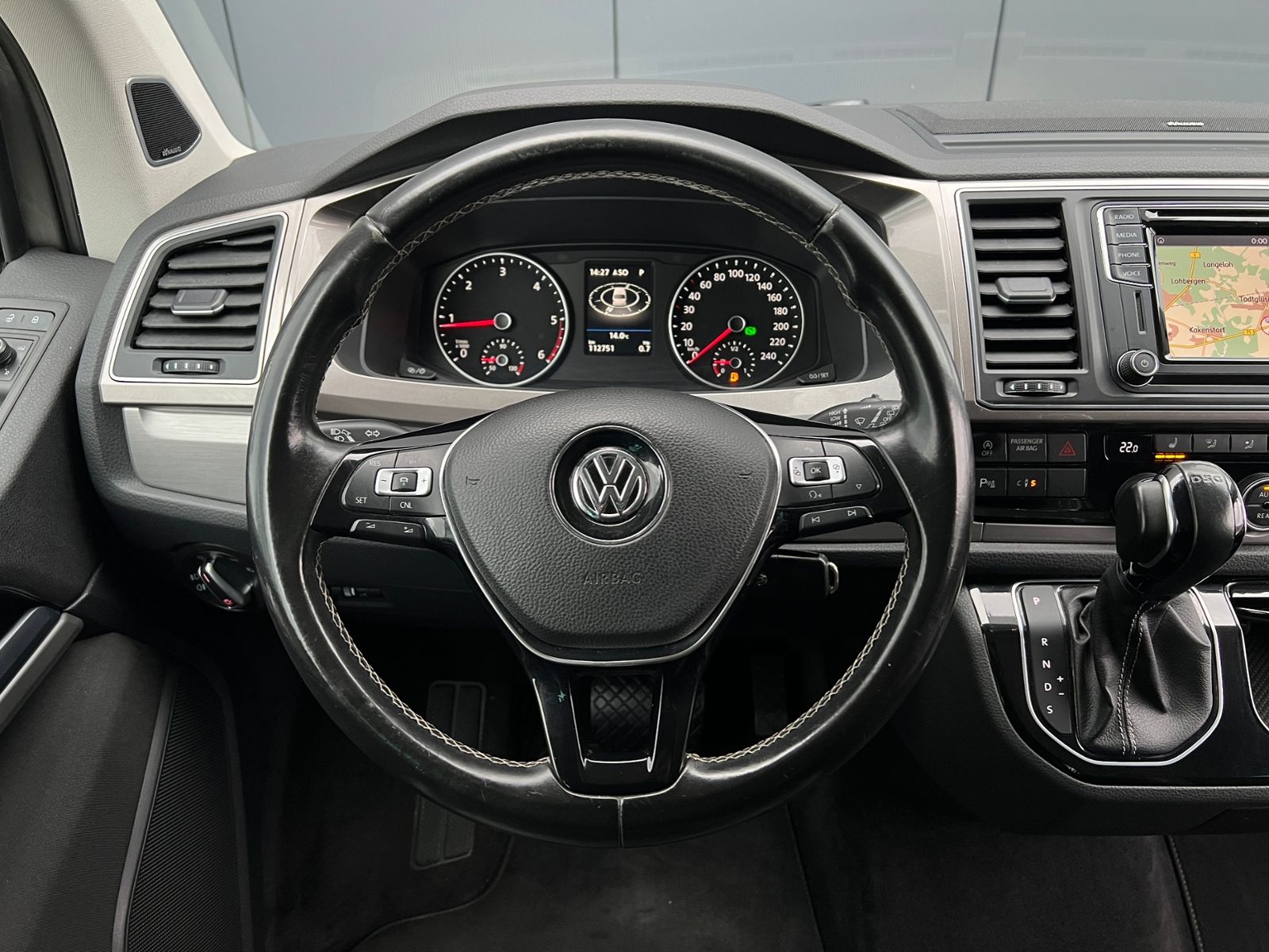 Fahrzeugabbildung Volkswagen T6 Multivan Generation Six 2.0 TDI DSG *AHK, LED