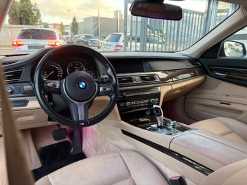 BMW 730 - 11