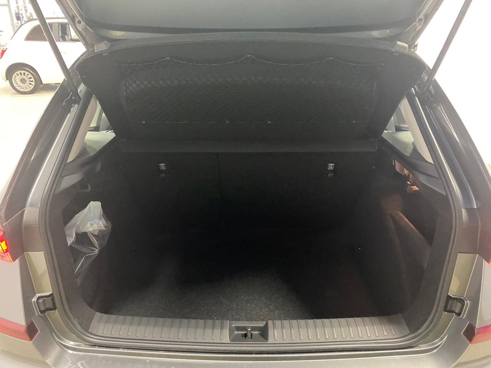 Fahrzeugabbildung SKODA Kamiq 1.0 TSI Essence+GARANTIE bis 2031+100tKM++