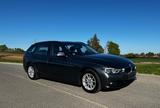 BMW 320i xDrive Touring Advantage Automatic Adva... - : Automatic