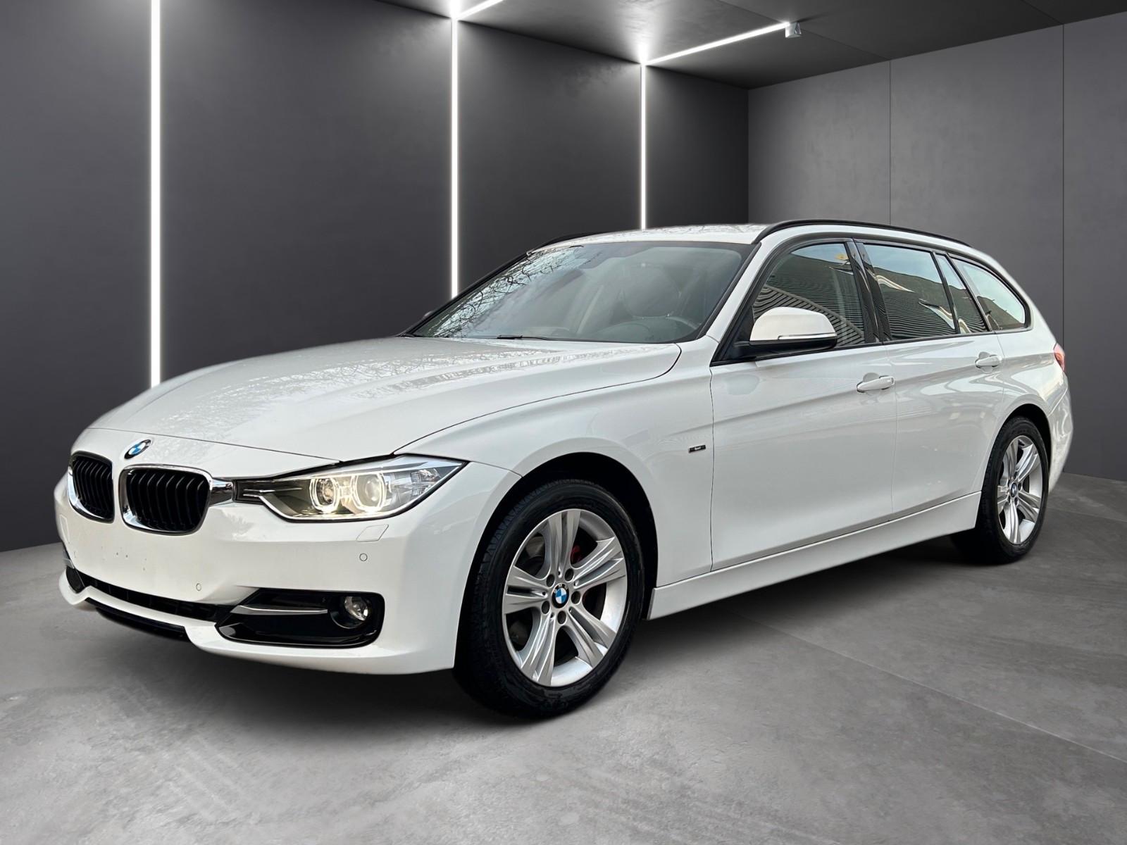 BMW 320i Touring Sport Line / LED / Navi /