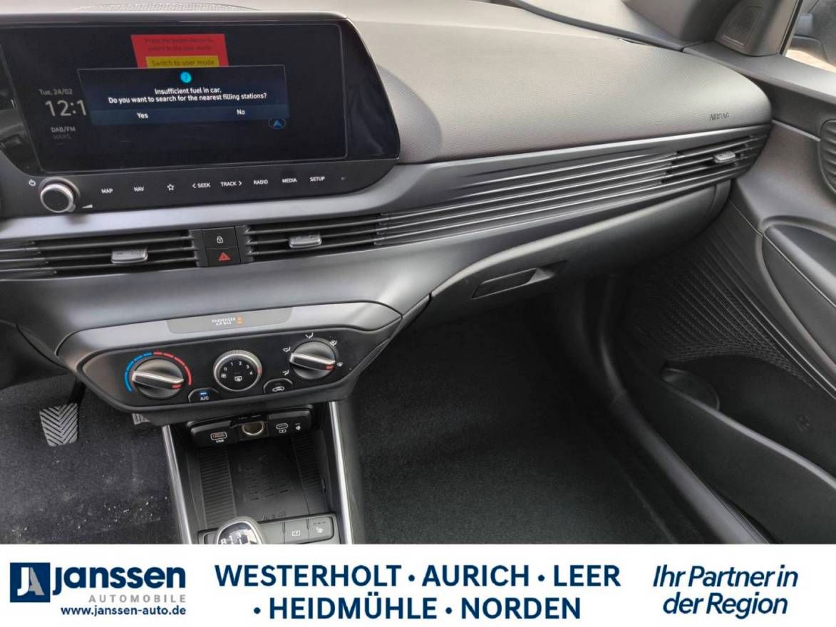 Fahrzeugabbildung Hyundai i20 Blackline/BOSE Soundsystem/Navi/Rückfahrkame