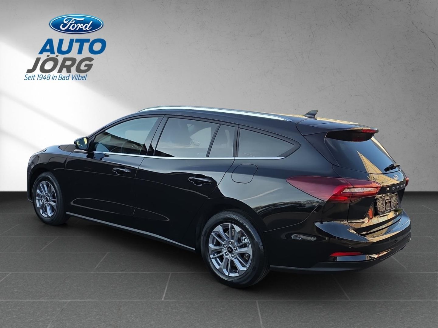 Ford Focus Turnier Titanium X 1.0 EcoBoost Hybrid *Au imagem 3