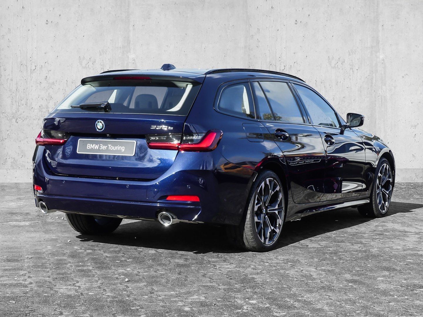 BMW 330 - Bild 2
