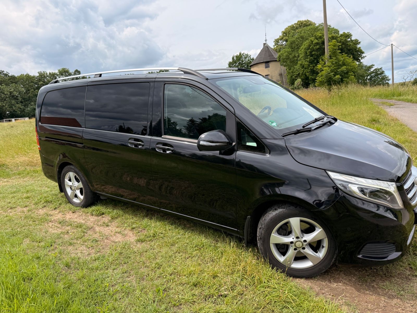 MERCEDES-BENZ Mercedes-Benz V 220 d Edition Lang gepflegtes 