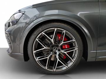 2025 AUDI RSQ8 photo 9