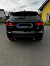 Jaguar F-Pace 30d AWD S 300PS Preis VB 8-Fach Bereift - gebrauchte Jaguar F-Pace aus dem Jahr 2016