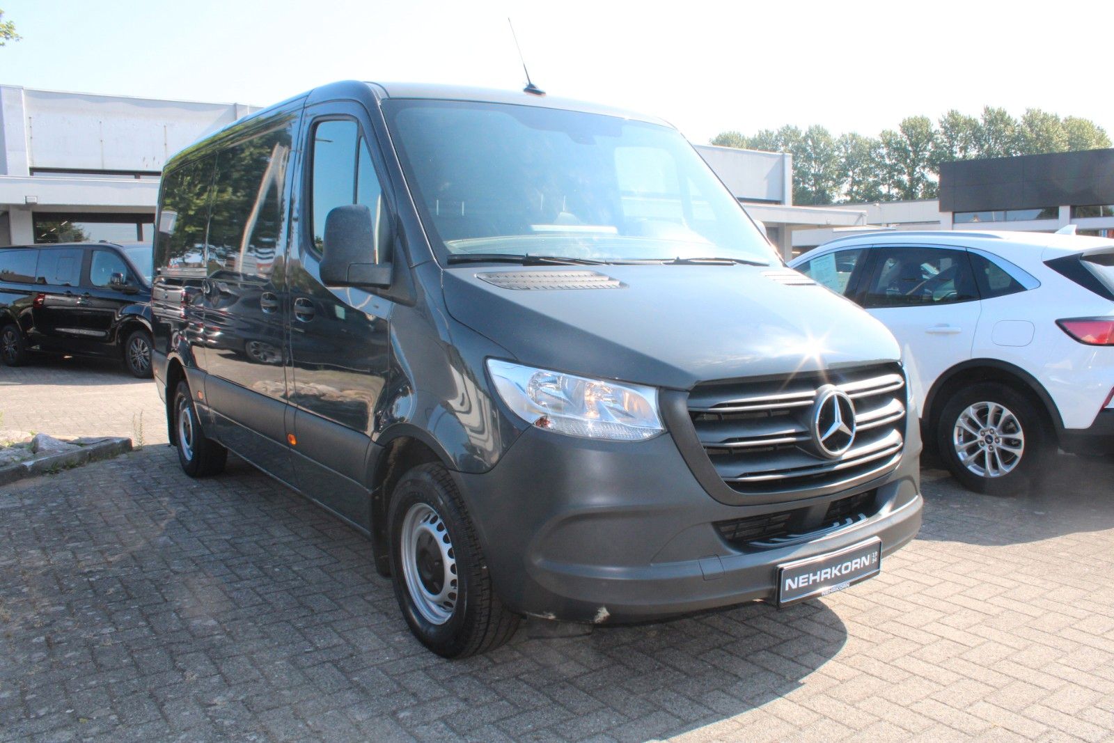 Fahrzeugabbildung Mercedes-Benz Sprinter 314 Kasten L2 H2 AHK Kamera Kunstleder