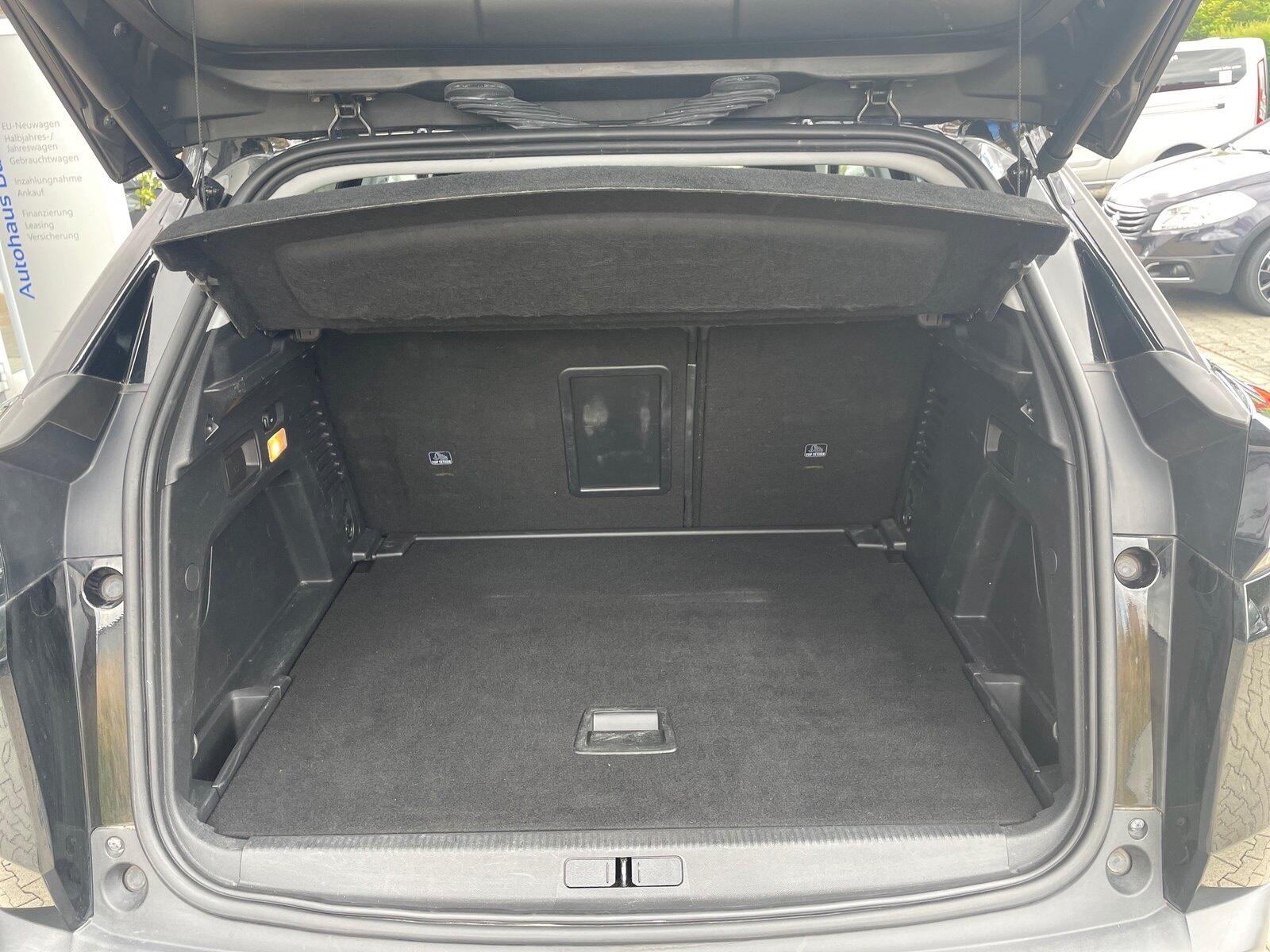 Peugeot 3008 BlueHDi 180 Stop & Start EAT8 Allure *AHK*