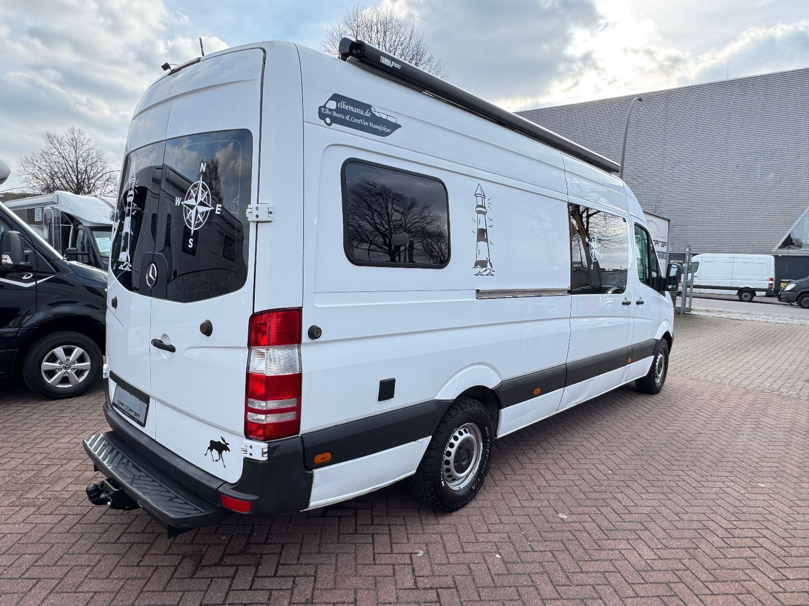 Vehicle image Mercedes-Benz SPRINTER 313 ELBE BOOTS MANUFACTURE
