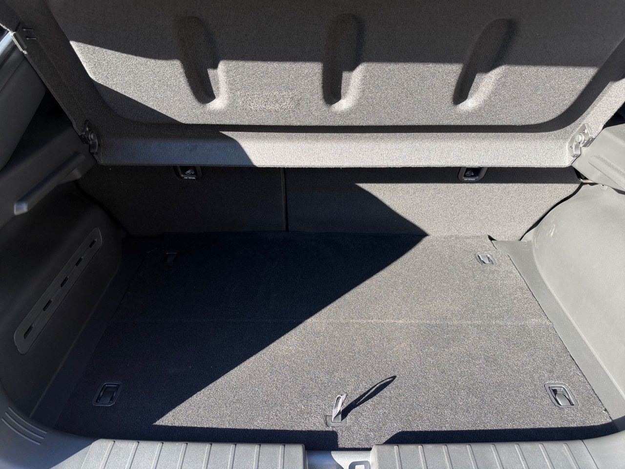 Fahrzeugabbildung Hyundai IONIQ 3 TREND SHZ*LHZ*KLIMAA*USB*ZV*